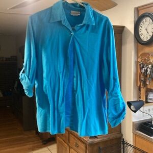 Ladies blue shirt long sleeve or roll up Nd crop pants. Size large.